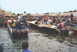 Port-Gentil : quartier Atanda : le port